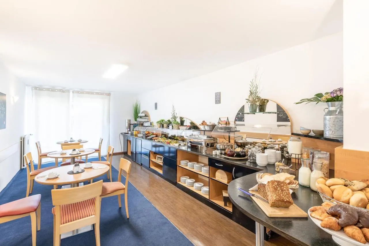 Acora Duesseldorf Living The City 3*, Дюссельдорф