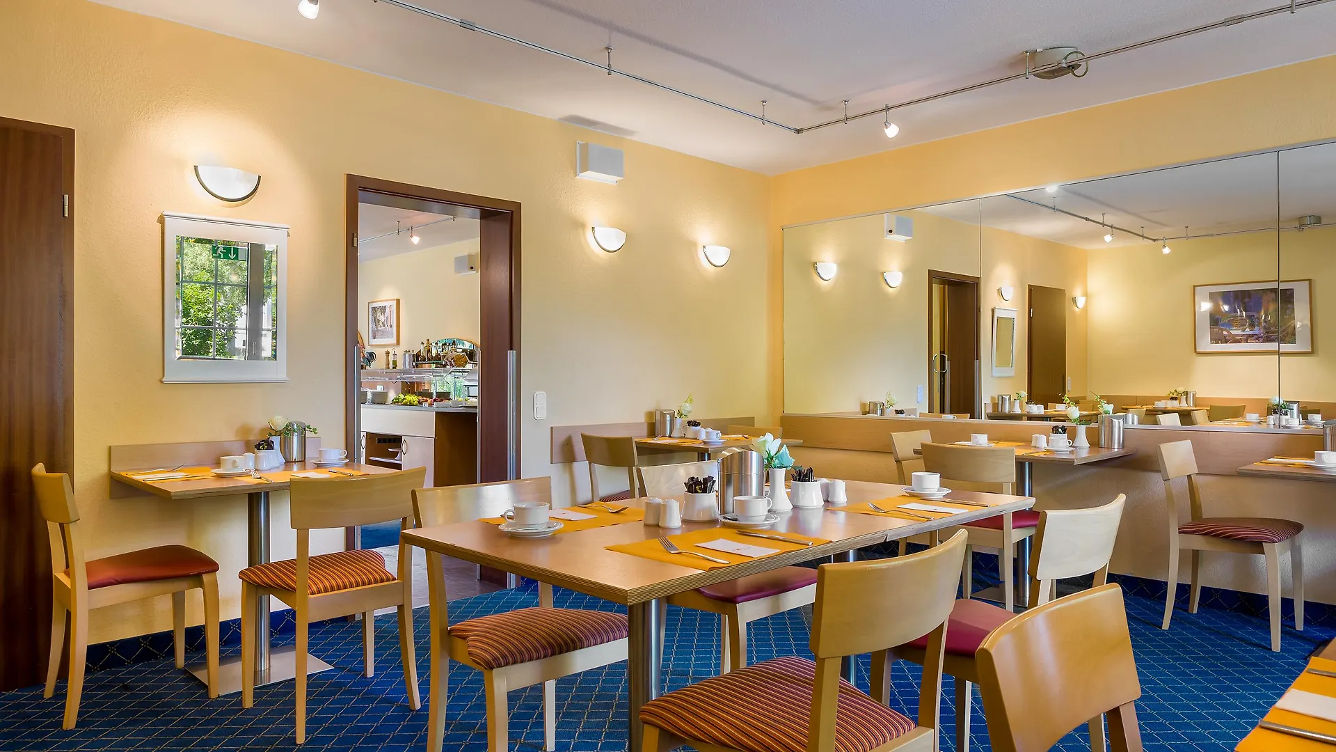 Hotel Acora Duesseldorf Living The City